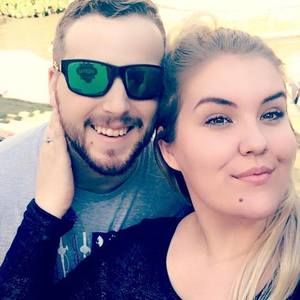 Meet your Posher, Cory